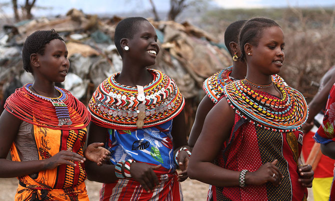 Shutterstock.com nuotr./Samburu genties moterys