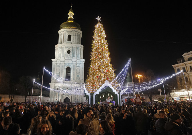 Zumapress/Scanpix nuotr./Kalėdų eglė Kijeve 2019 m.