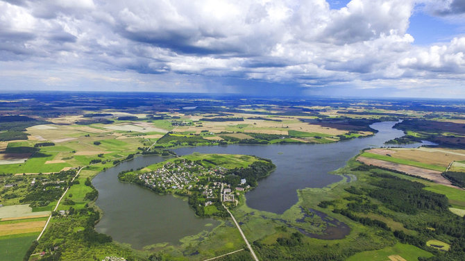 Rokiškio TIC nuotr./Salų miestelis