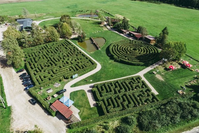 Anykščių TVIC nuotr./Labirintų parkas Anykščiuose