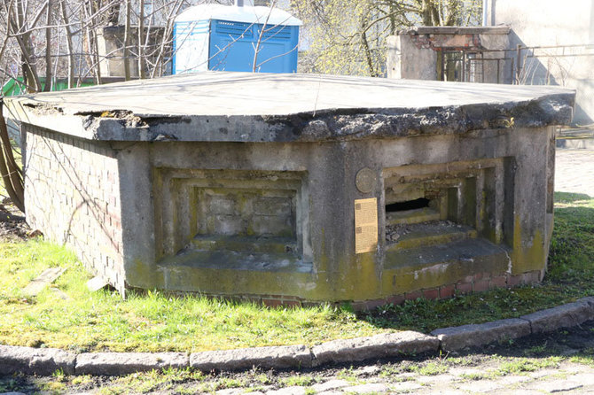 D.Nikitenkos nuotr./Dar vienas stebėjimo postas yra buvusios miesto skerdyklos Liepų g. kieme. Jis paženklintas kaip karinio paveldo objektas