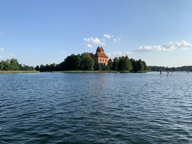 Asm.archyvo nuotr./Trakų salos pilis iš Galvės ežero