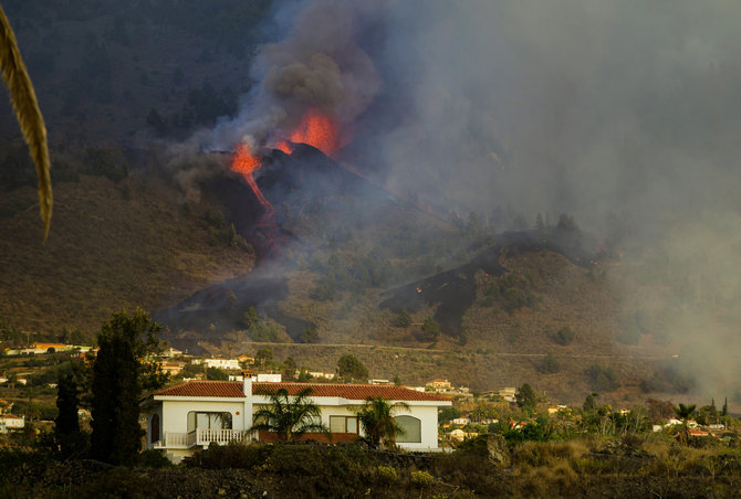 „Scanpix“/AP nuotr./Ugnikalnio išsiveržimas La Palmoje
