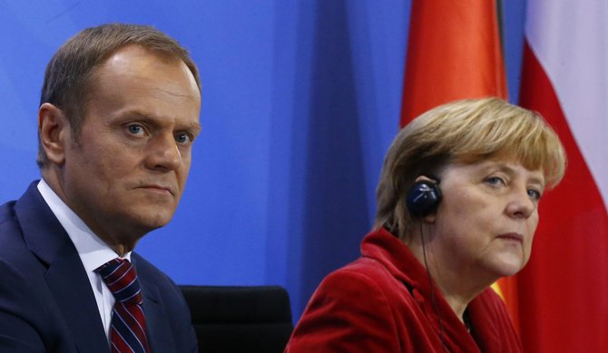 „Reuters“/„Scanpix“ nuotr./Donaldas Tuskas ir Angela Merkel