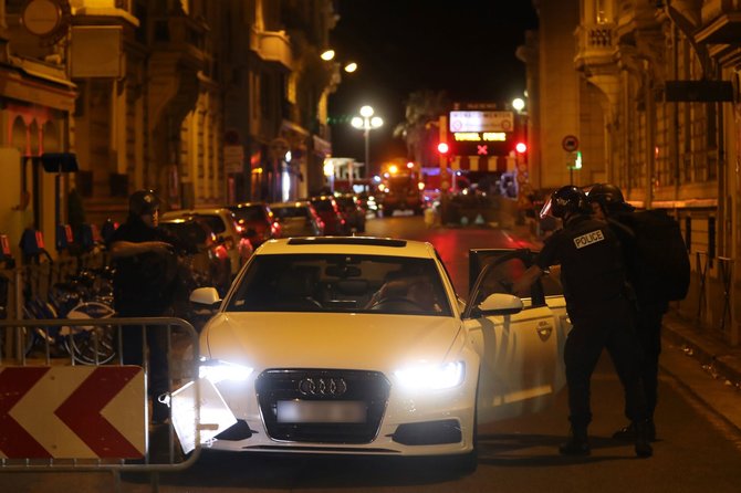 „Reuters“/„Scanpix“ nuotr./Nicoje į minią rėžėsi sunkvežimis