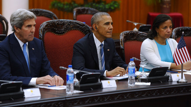 AFP/„Scanpix“ nuotr./Johnas Kerry, Barackas Obama ir Susan Rice