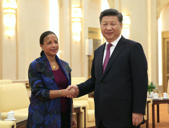 „Reuters“/„Scanpix“ nuotr./Susan Rice su Kinijos prezidentu Xi Jinpingu