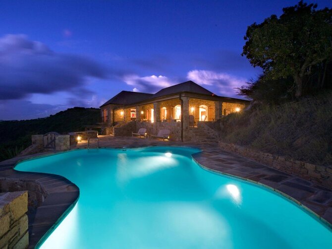 „Caribrep Villas“ nuotr./Erico Claptono vila