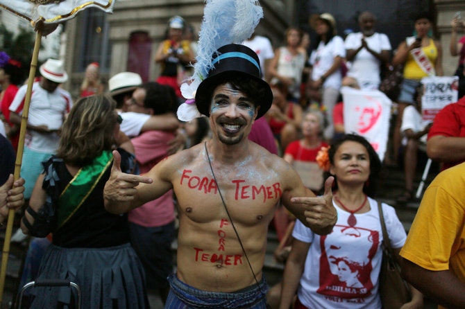 „Reuters“/„Scanpix“ nuotr./Prasideda Rio de Žaneiro karnavalas
