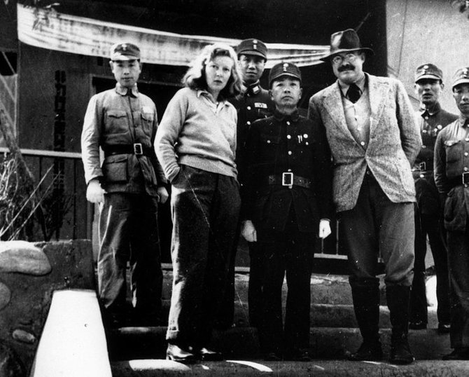 „Wikimedia Commons“ nuotr./Martha Gellhorn ir Ernestas Hemingway'us 1941 m.