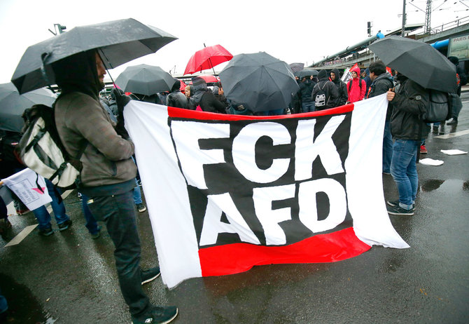 „Reuters“/„Scanpix“ nuotr./Protestas prieš „Alternatyva Vokietijai“ (AfD)