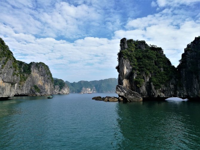 Asm.archyvo nuotr./Plaukimas iš Cat Ba į Halong Bai