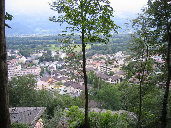 Vaido Mikaičio nuotr./Vaduco panorama nuo pilies kalno