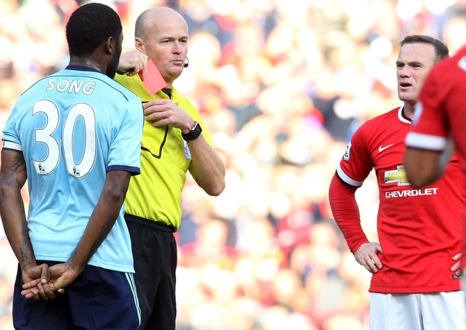 AFP/„Scanpix“ nuotr./Wayne'as Rooney gavo raudoną kortelę