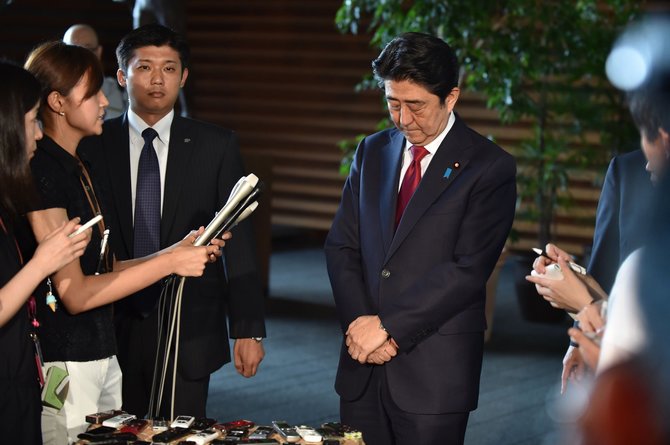 AFP/„Scanpix“ nuotr./Japonijos premjeras Shinzo Abe