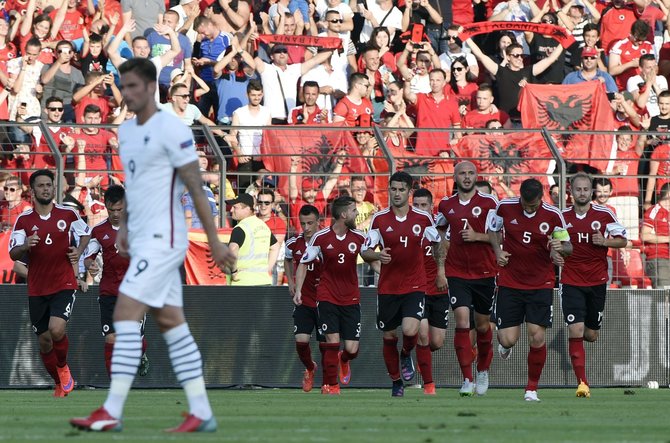 AFP/„Scanpix“ nuotr./Albanijos futbolo rinktinė į Europos čempionatą gali patekti pirmą kartą