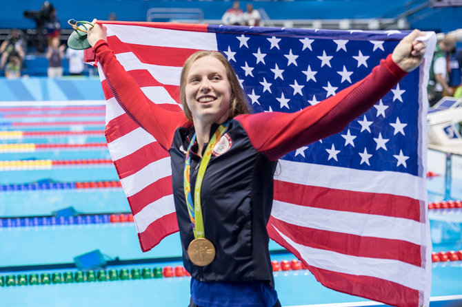 Alfredo Pliadžio nuotr./Lilly King iškovojo auksą