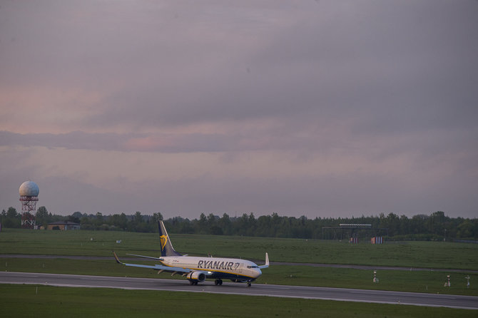 Roko Lukoševičiaus / 15min nuotr./Grįžo „Ryanair“ lėktuvas iš Minsko