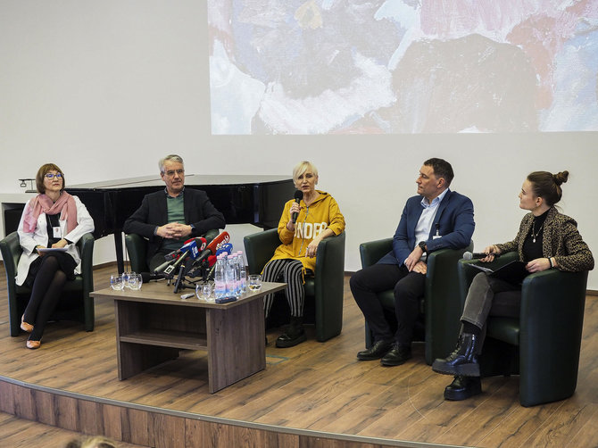 NVI nuotr./Minint Pasaulinę kovos su vėžiu dieną Nacionaliniame vėžio institute kalbėta apie onkologinio paciento gyvenimą už įstaigos ribų.