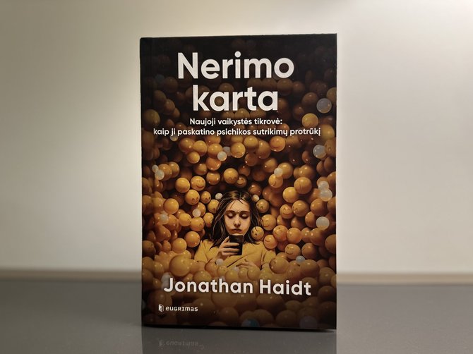 Pranešimo autorių nuotr./J.Haidto knyga „Nerimo karta“ 