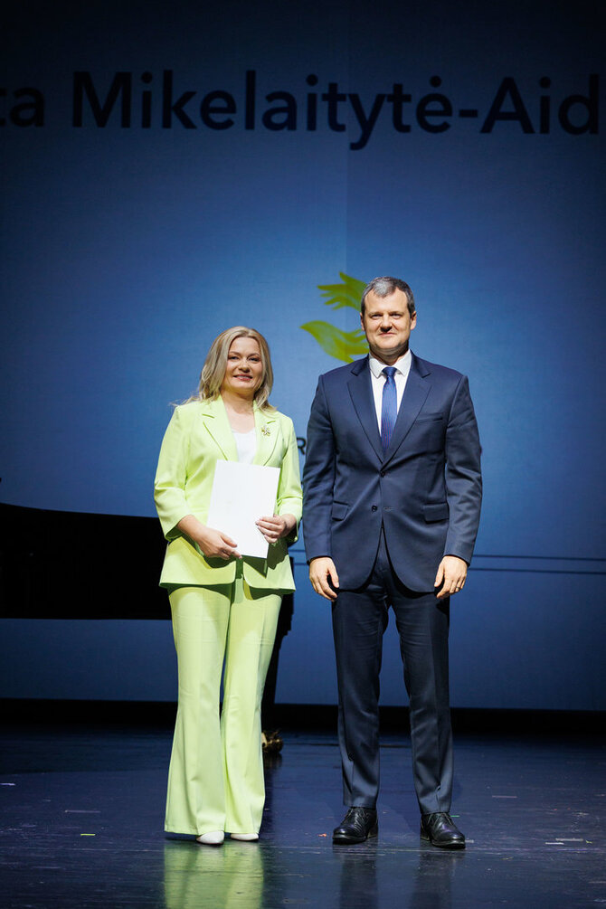 Eriko Ovčarenko / BNS nuotr./Nusipelniusių medikų apdovanojimai 2025
