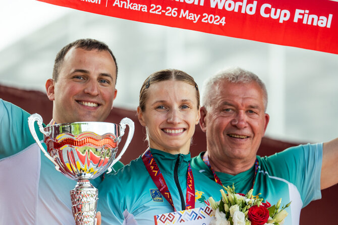 Lietuvos šiuolaikinės penkiakovės federacijos nuotr./Treneris Paulius Aleksandravičius (kairėje) ir olimpietė Gintarė Venčkauskaitė-Aleksandravičė