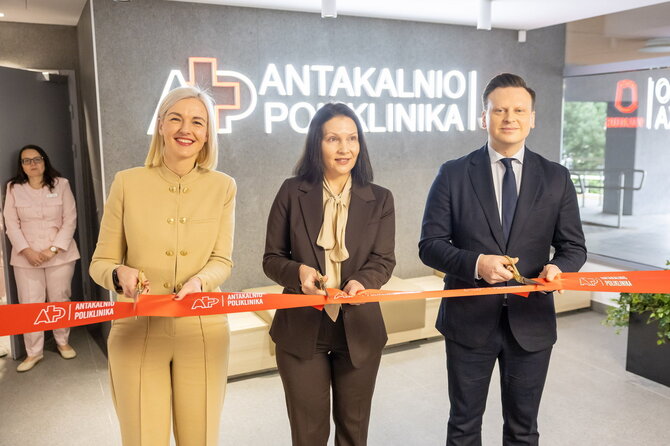 Sauliaus Žiūros nuotr./Atnaujinta Antakalnio poliklinikos registratūra