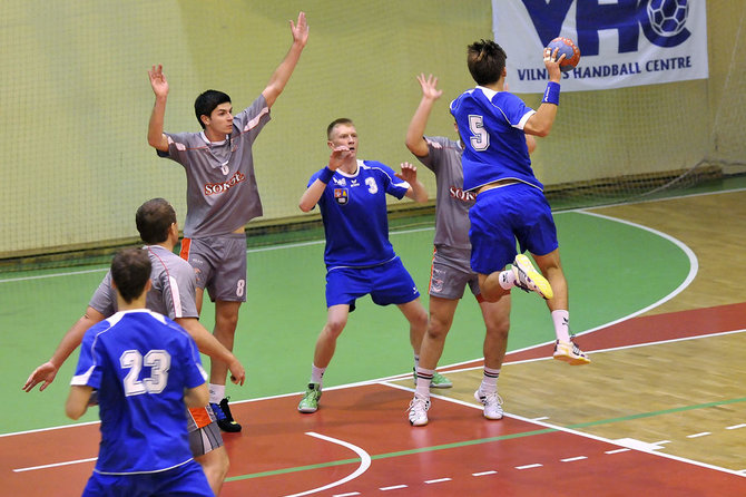 sportoakimirka.lt/Lietuvos rankinio čempionate sostinės „Šviesa VHC“ įveikė Šalčininkų „Sokol“ 38:28