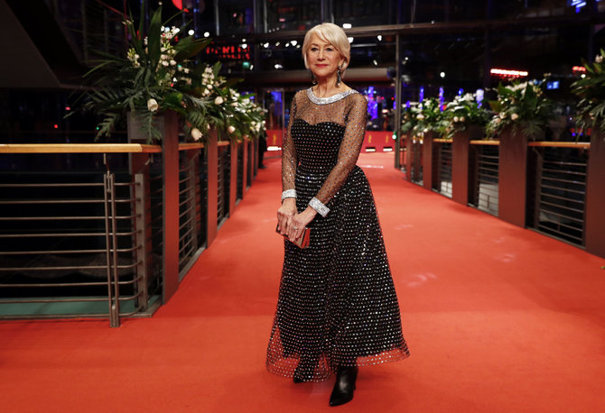 „Reuters“/„Scanpix“ nuotr./Helen Mirren Berlyno kino festivalyje