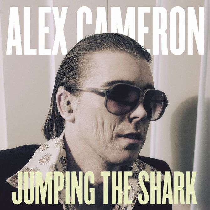 Alex Cameron „Jumping“