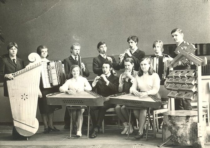 Asmeninio archyvo nuotr./Kaune, Juozo Gruodžio aukštesniojoje muzikos mokykloje 1971 m.