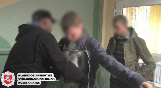 Policijos nuotr. / Demaskuoti apie bombą prekybos centre Klaipėdoje pranešę jaunuoliai 