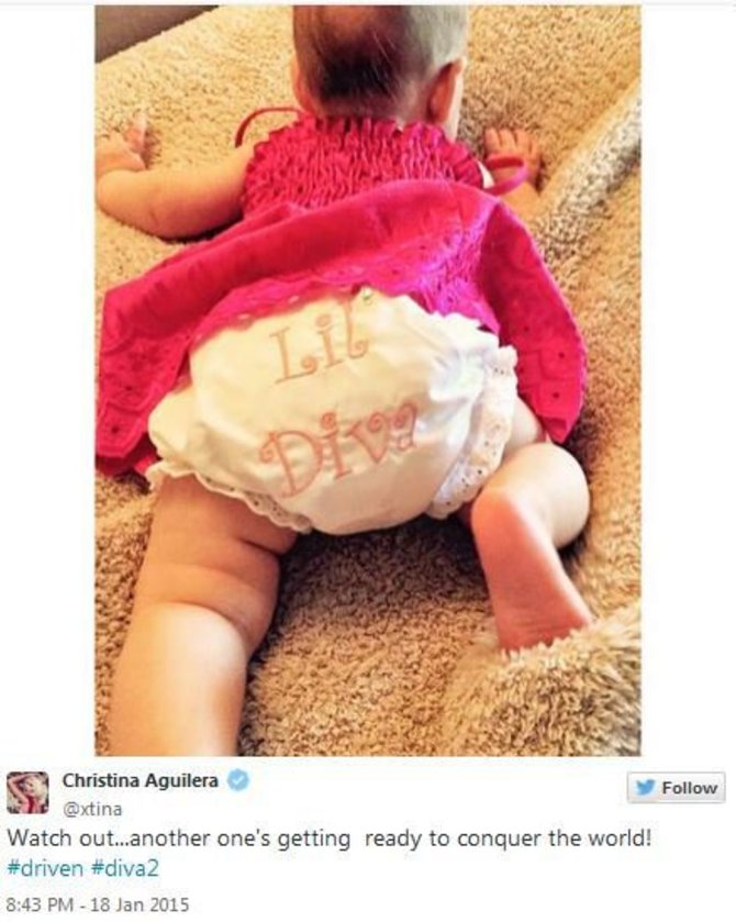 „Twitter“ nuotr./Christina Aguilera paviešino pirmąją dukters Summer Rain nuotrauką