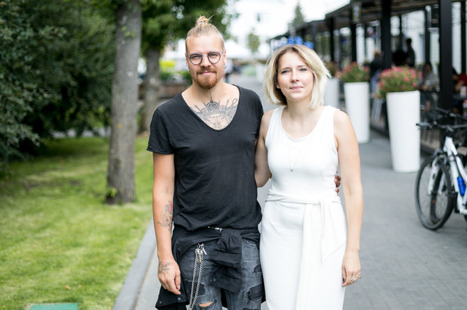 „We will grill“ organizatorių nuotr./Robertas Kalinkinas su žmona Agne 