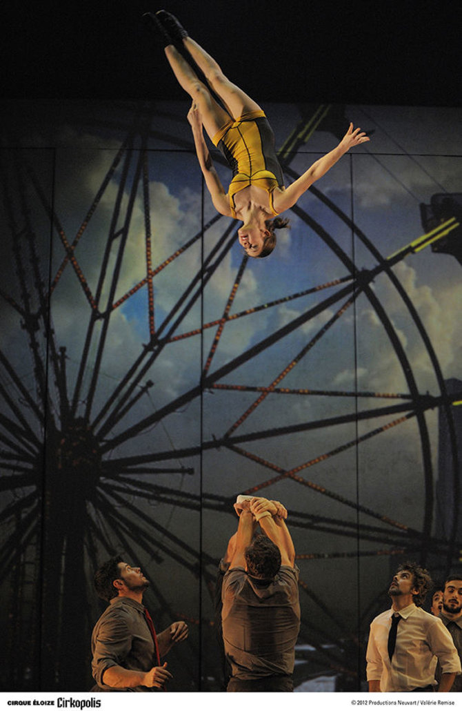 Organizatorių nuotr./Cirque Éloize šou „Cirkopolis“