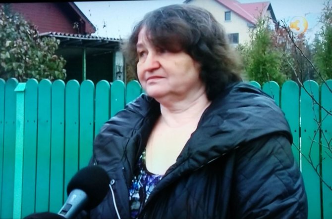 TV3 žinių nuotr./Šiaulietė Elena spėja, kad katino egzekucija yra grasinimas šeimai.