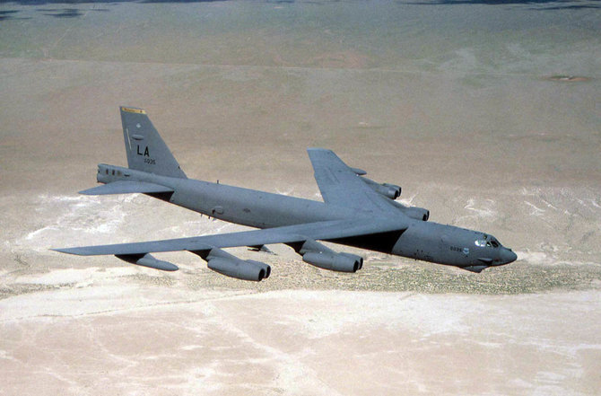 „Wikipedia“ nuotr./Strateginis bombonešis „B-52 Stratofortress“