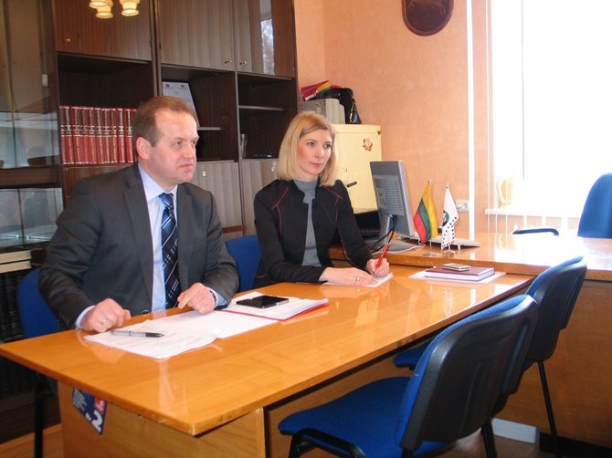Sauliaus Sodonio nuotr./2013 m. vasario 14 d. Seimo narys Artūras Skardžius susitiko su Vilkyčių bendruomene