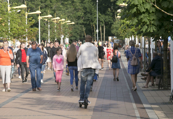 Valdo Kopūsto / 15min nuotr./Ilgojo savaitgalio pradžia Palangoje