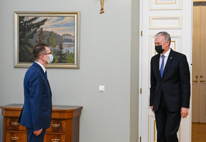 LR Prezidento kanceliarijos/R.Dačkaus nuotr./Prezidentas susitinko su kandidatu į sveikatos apsaugos ministrus Arūnu Dulkiu