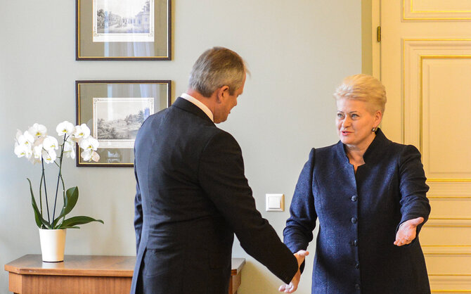 LR Prezidento kanceliarijos nuotraukos/Dalia Grybauskaitė susitiko su Ukrainos Aukščiausiojo Teismo pirmininku Jaroslavu Romaniuku.