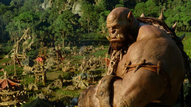 Filmo stop kadras/Lietuvos kino teatruose startuos daugiau nei dešimt metų lauktas, fantastinis veiksmo filmas — „Warcraft: Pradžia“.