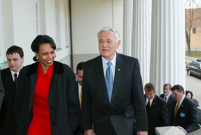 Dž. G.Barysaitės nuotr./Condoleezza Rice ir V.aldas Adamkus 2005 metais