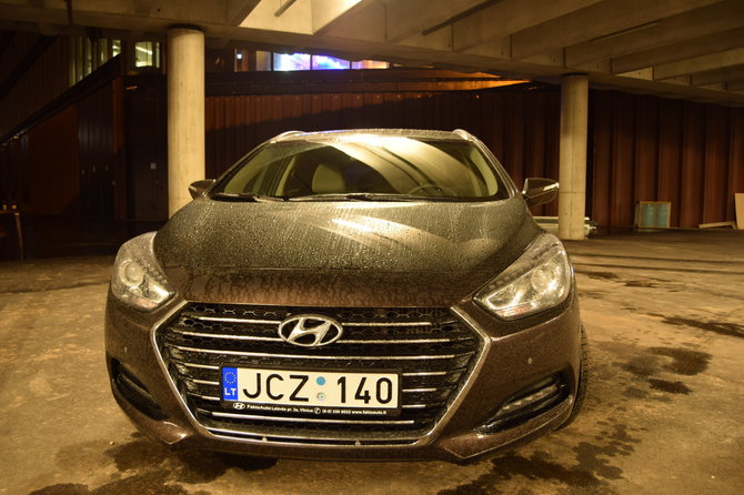 Dainiaus Cuberos ir Viliaus Vaserio nuotr./Atnaujintas „Hyundai i40“
