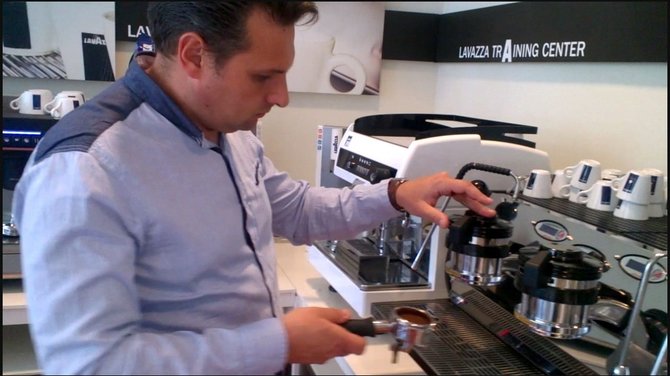 Projekto partnerio nuotr./Kavos gaminimo procesas