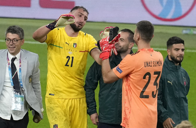 „Scanpix“ nuotr./Gianluigi Donnarumma ir Unai Simonas