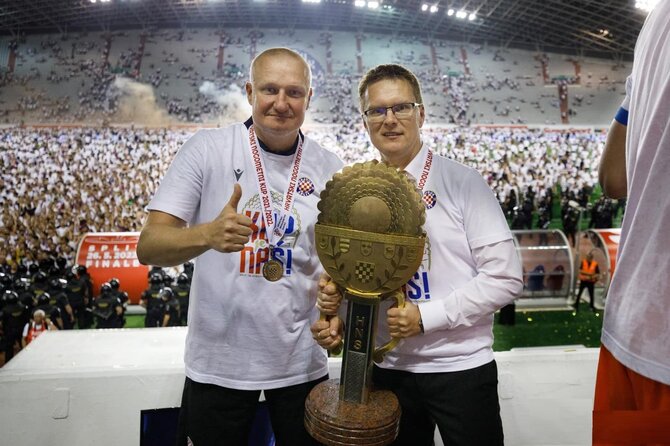„HNK Hajduk Split“ nuotr./Valdas Dambrauskas (dešinėje) su Splito klubu laimėjo Kroatijos taure