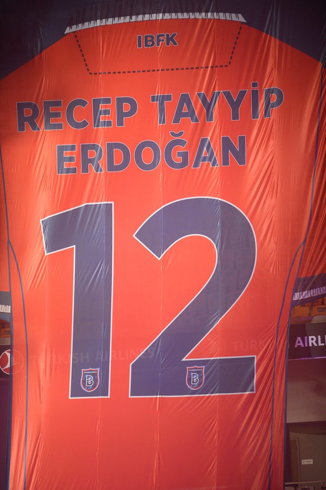 Imago / Scanpix nuotr./RecepoTayyipo Erdogano marškinėliai