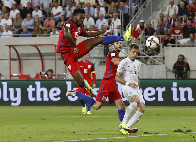 „Scanpix“ nuotr./Danielis Sturridge'o ir anglų slovakams peršokti nepavyko