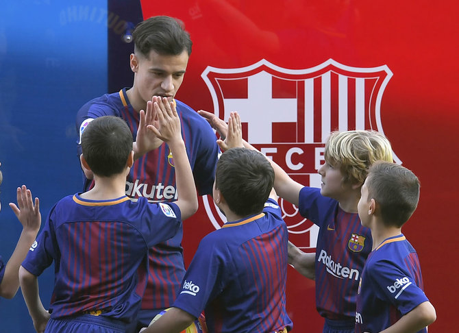 „Scanpix“ nuotr./Pristatytas „Barcelona“ komandos naujokas Philippe Coutinho